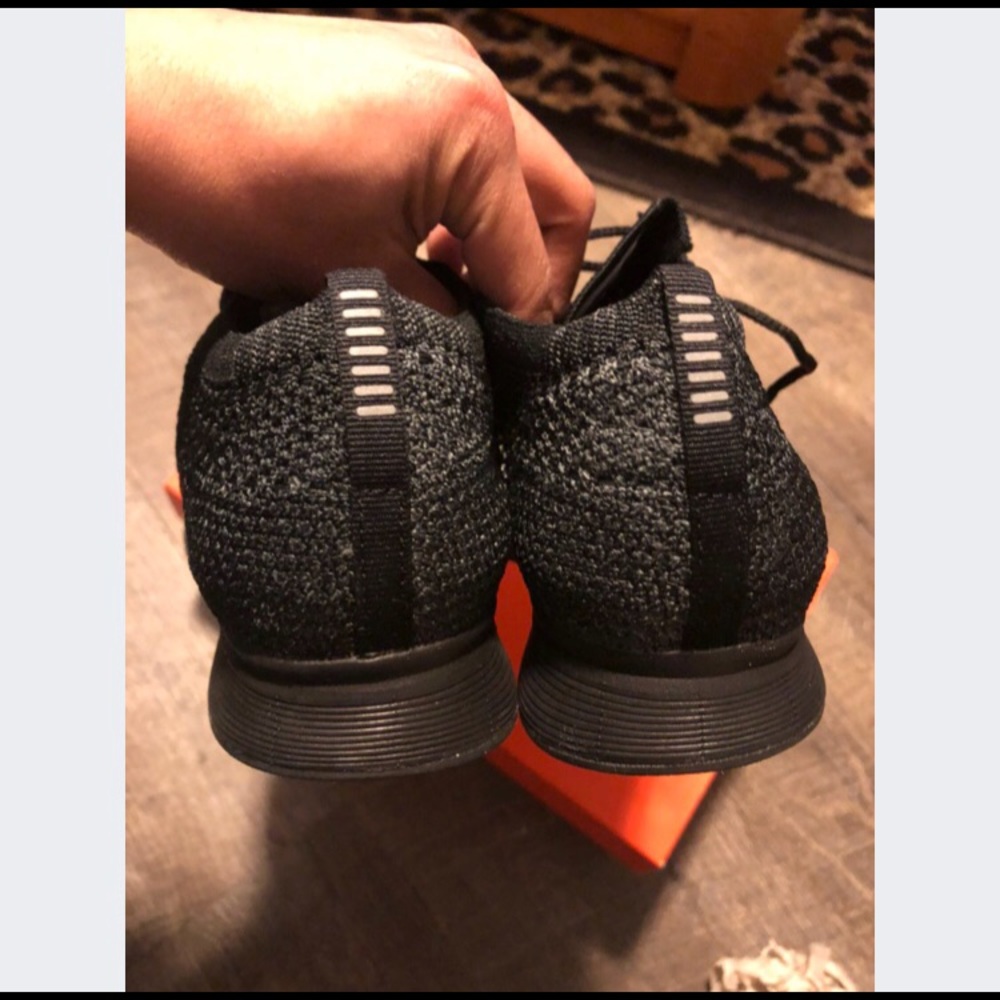 Flyknit racer triple black